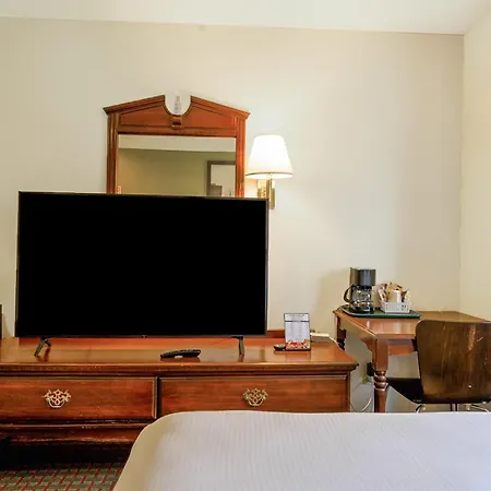 Super Rest Inn