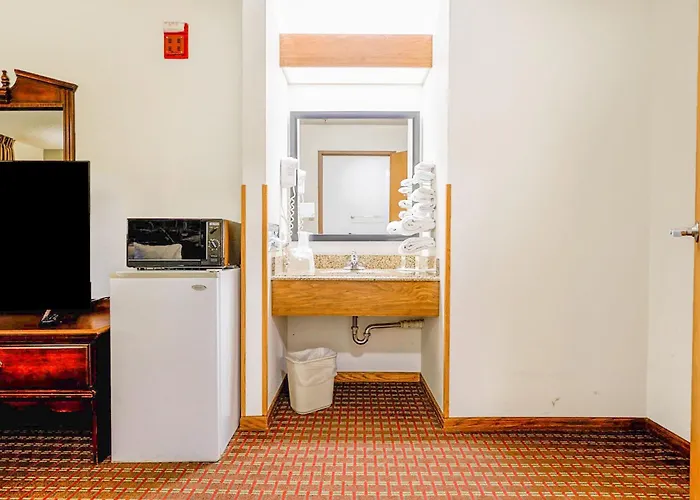 Super Rest Motel